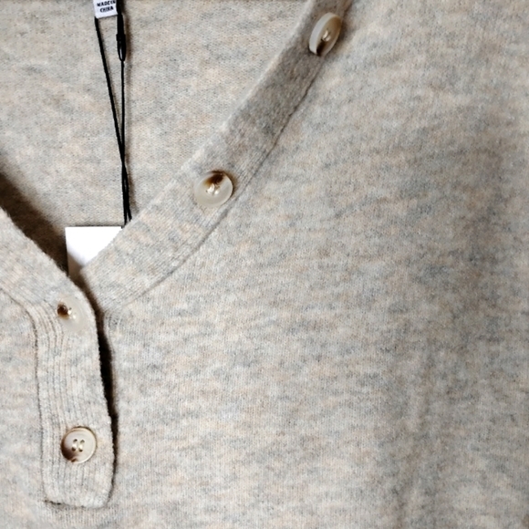 NWT OAT NY Henley Sweater XS Oatmeal Soft Knit Long Sleeve Minimalist - Picture 3 of 9